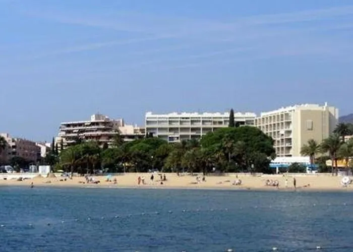 T2 Duplex Au Lavandou, 4 Pers, Bord De Mer, Parking, Clim - Fr-1-803-58 Apartmán *