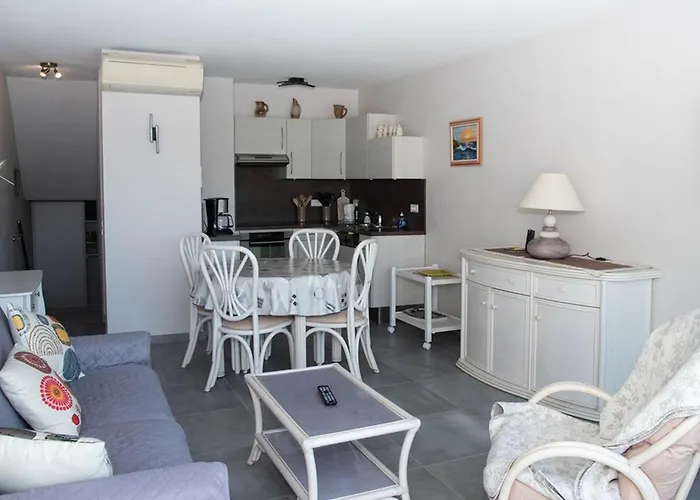 Apartman T2 Duplex Au Lavandou, 4 Pers, Bord De Mer, Parking, Clim - Fr-1-803-58 Le Lavandou